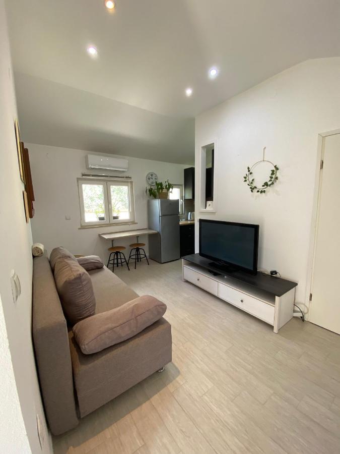Apartment Apartman Cukar Ii *